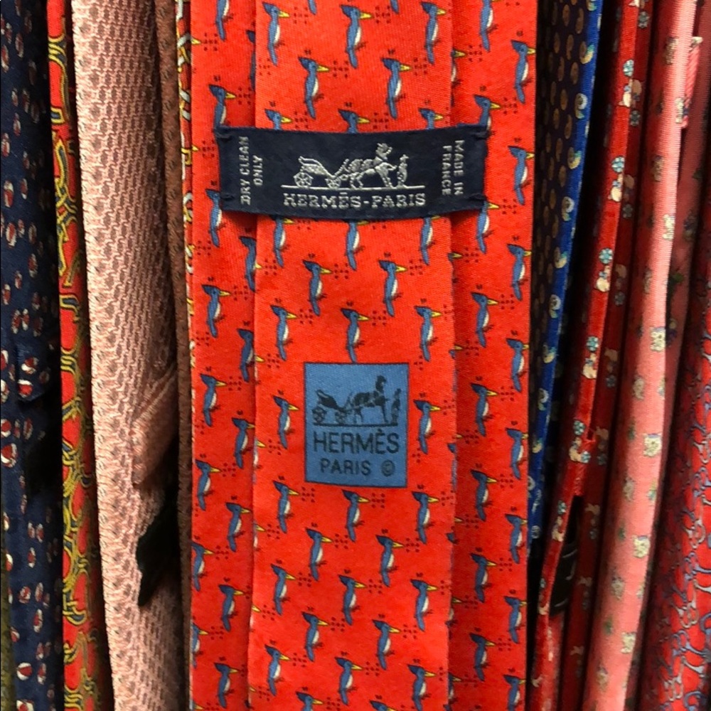Hermès tie. Red. Woodpecker and “H”.